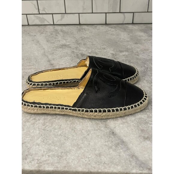 Chanel Espadrille Shoes Womens Size 38 Black Leather CC Logo Mules Slides - Picture 3 of 9